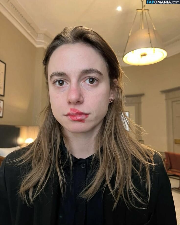 Julien Baker / julienrbaker Çıplak OnlyFans  Sızdırılmış Fotoğraf #9