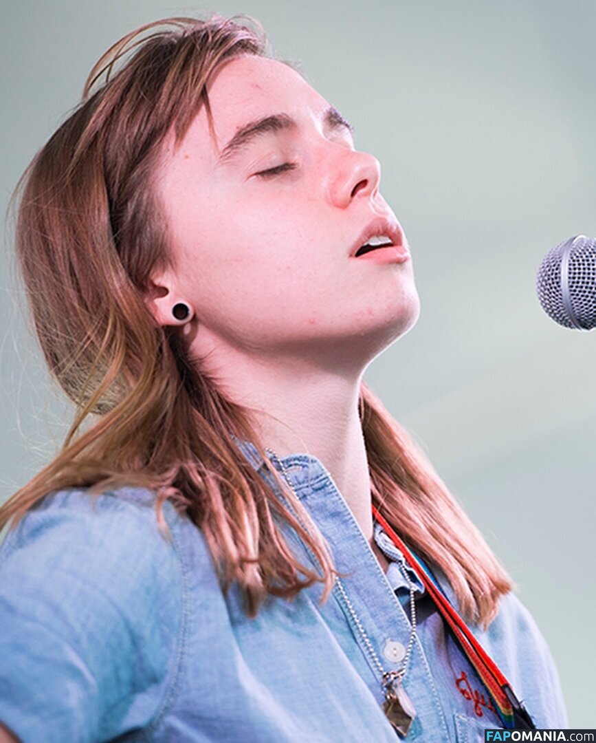 Julien Baker / julienrbaker Çıplak OnlyFans  Sızdırılmış Fotoğraf #10
