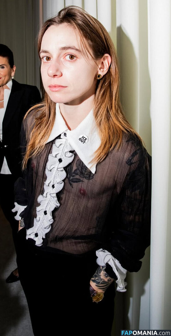 Julien Baker / julienrbaker Çıplak OnlyFans  Sızdırılmış Fotoğraf #11