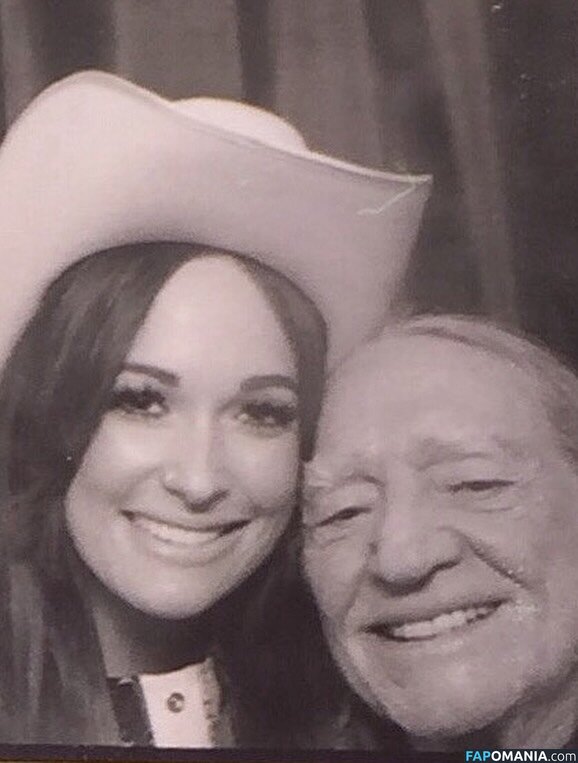 Kacey Musgraves / heavenlyyhazel / spaceykacey Çıplak OnlyFans  Sızdırılmış Fotoğraf #23