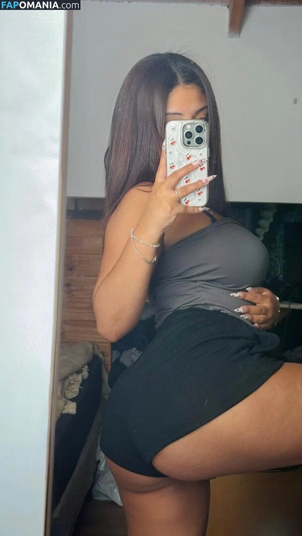 kaciemelons Çıplak OnlyFans  Sızdırılmış Fotoğraf #2