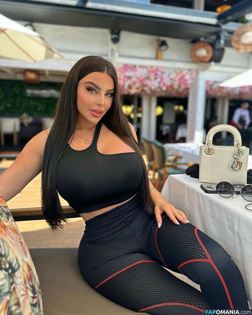 Kahina Sbauty / kahina_sbeauty Çıplak OnlyFans  Sızdırılmış Fotoğraf #2