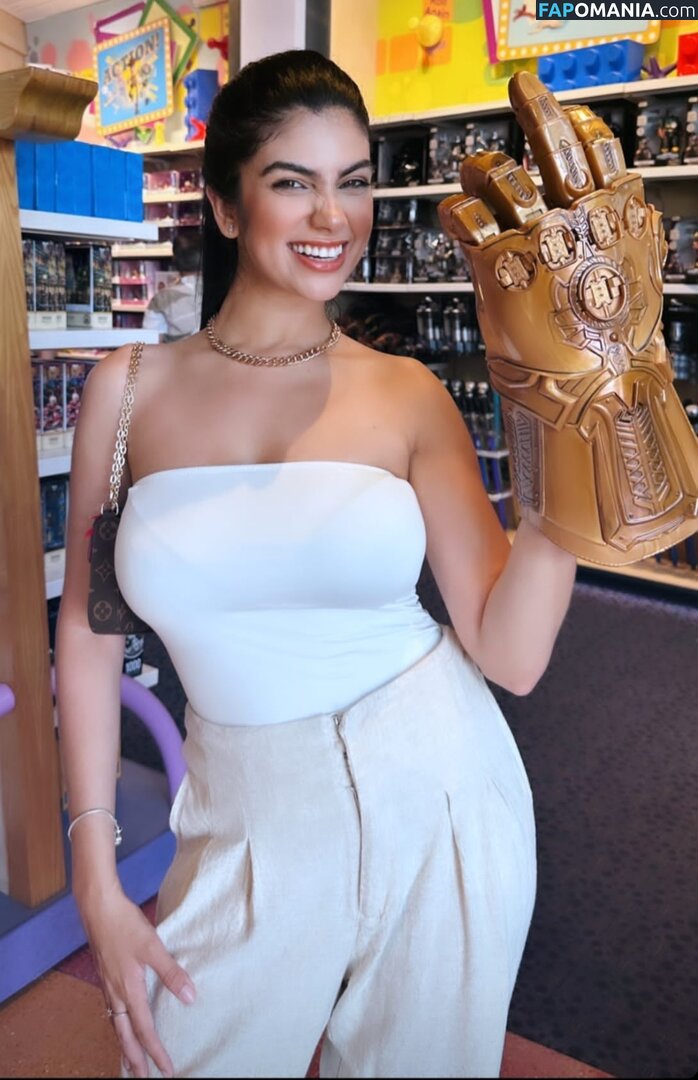 Kami Cosplayer / Kami Ferreira / kamiferreiraoficial / kamilacosplay / kanmi_cos Çıplak OnlyFans  Sızdırılmış Fotoğraf #17