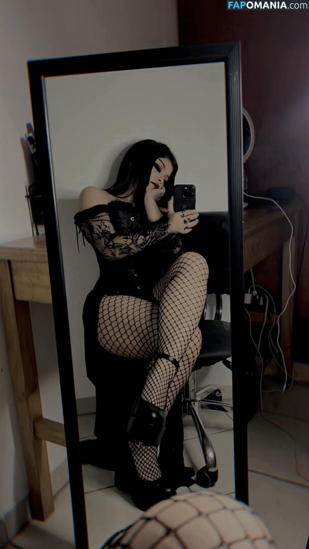 Kanonsuzuki Çıplak OnlyFans  Sızdırılmış Fotoğraf #2
