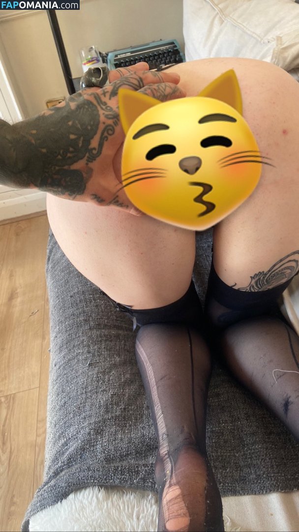 Kara Moon / karamoondesign Çıplak OnlyFans  Sızdırılmış Fotoğraf #2