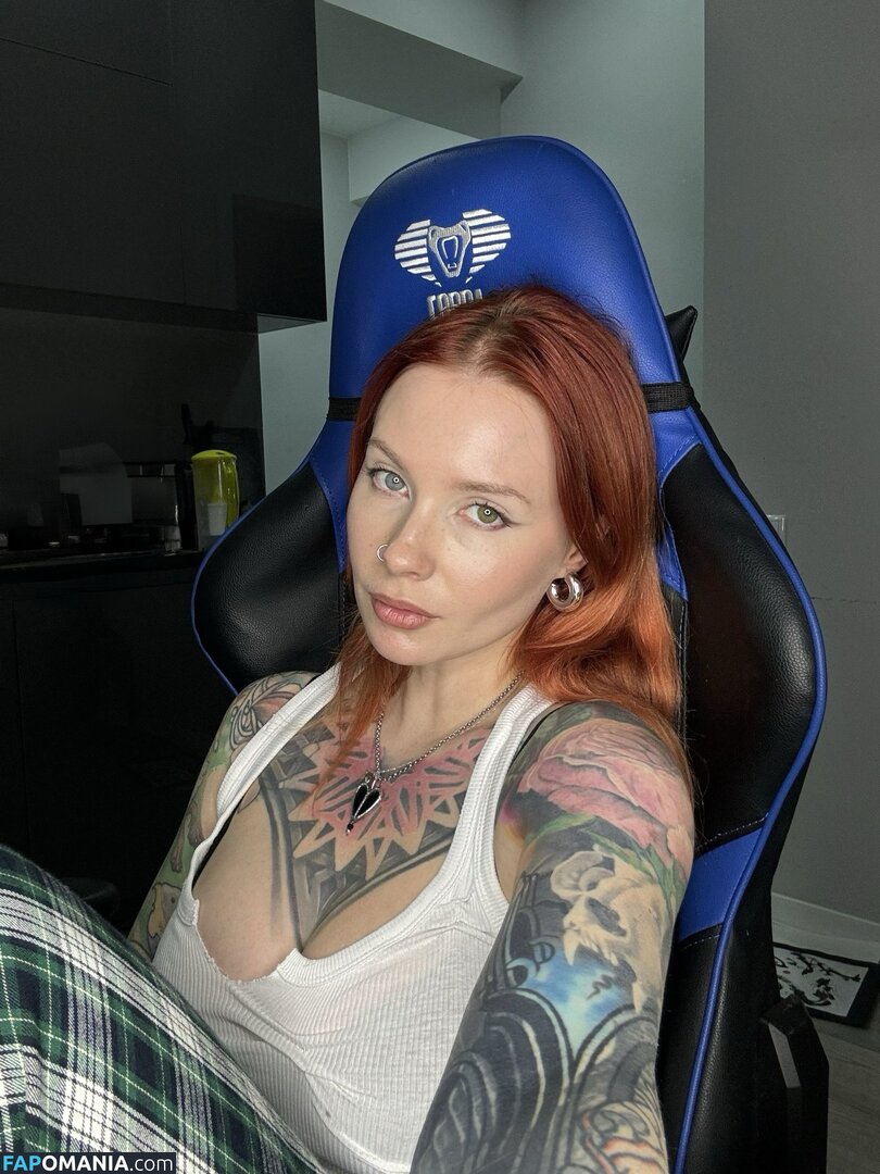 Karina Kherman / NebelaiaK / kher.man Çıplak OnlyFans  Sızdırılmış Fotoğraf #6