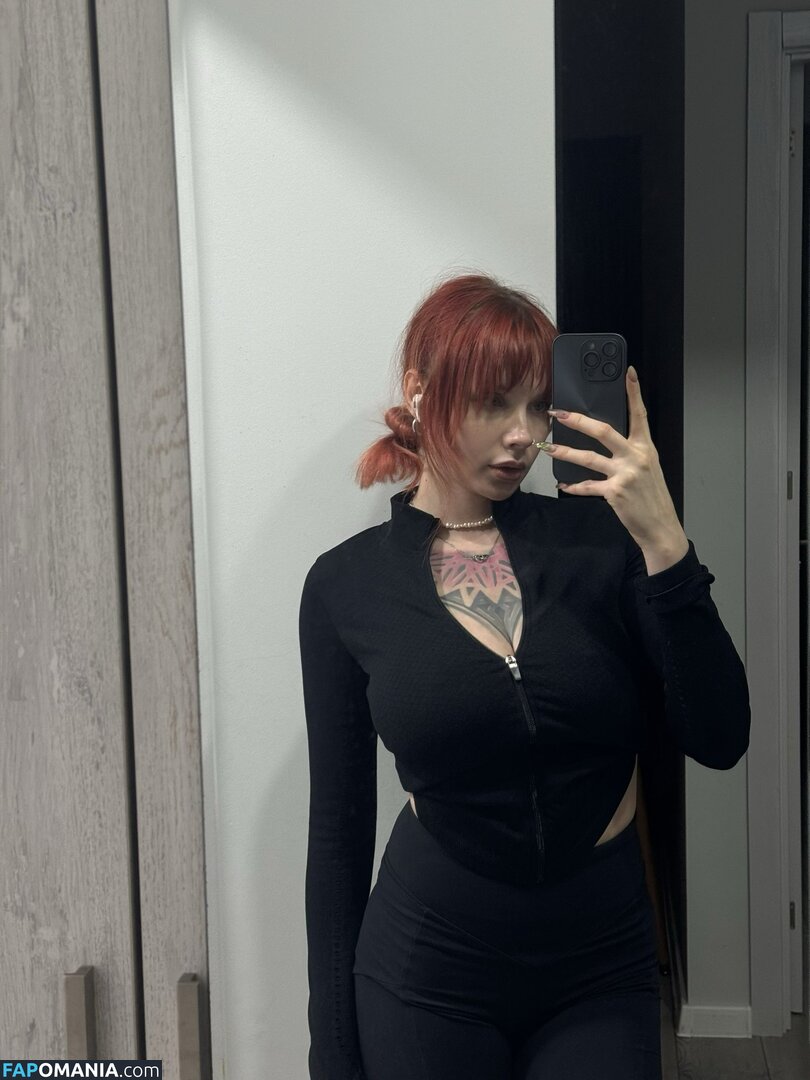 Karina Kherman / NebelaiaK / kher.man Çıplak OnlyFans  Sızdırılmış Fotoğraf #17