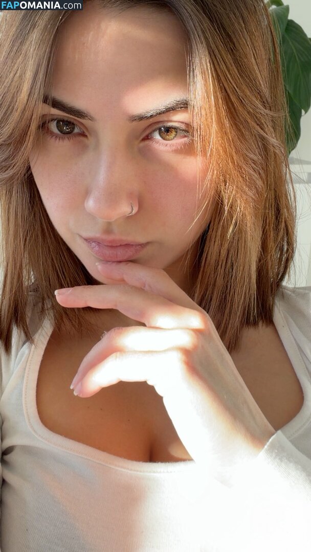 Emanuela Capitano / Kasumi_sen Çıplak OnlyFans  Sızdırılmış Fotoğraf #1