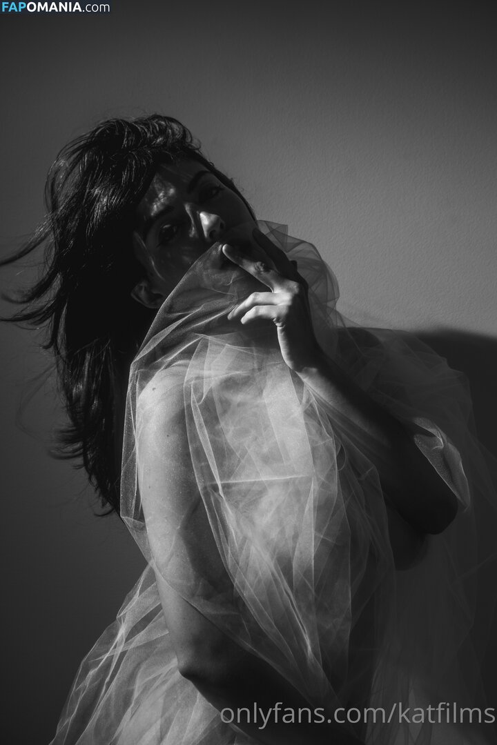 Kat Cabaret / Kat Dreams / Kat Streams / LeCabaret / Salacious Kitty / katfilms / katstreams / krmisfitcabaret Çıplak OnlyFans  Sızdırılmış Fotoğraf #90