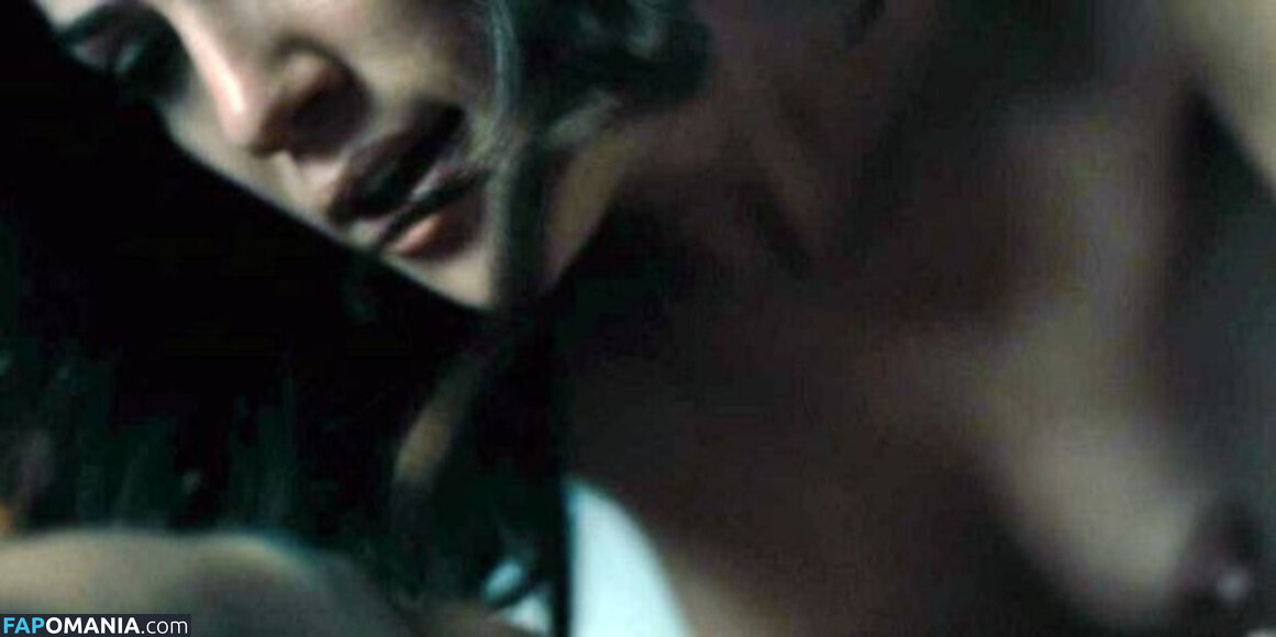 Kate Siegel Çıplak OnlyFans  Sızdırılmış Fotoğraf #2