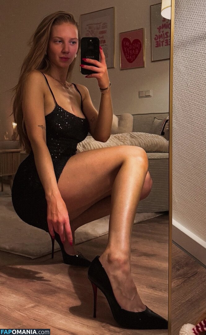 Katha Aomodels / aopremium / kathaaa_ecker Çıplak OnlyFans  Sızdırılmış Fotoğraf #1