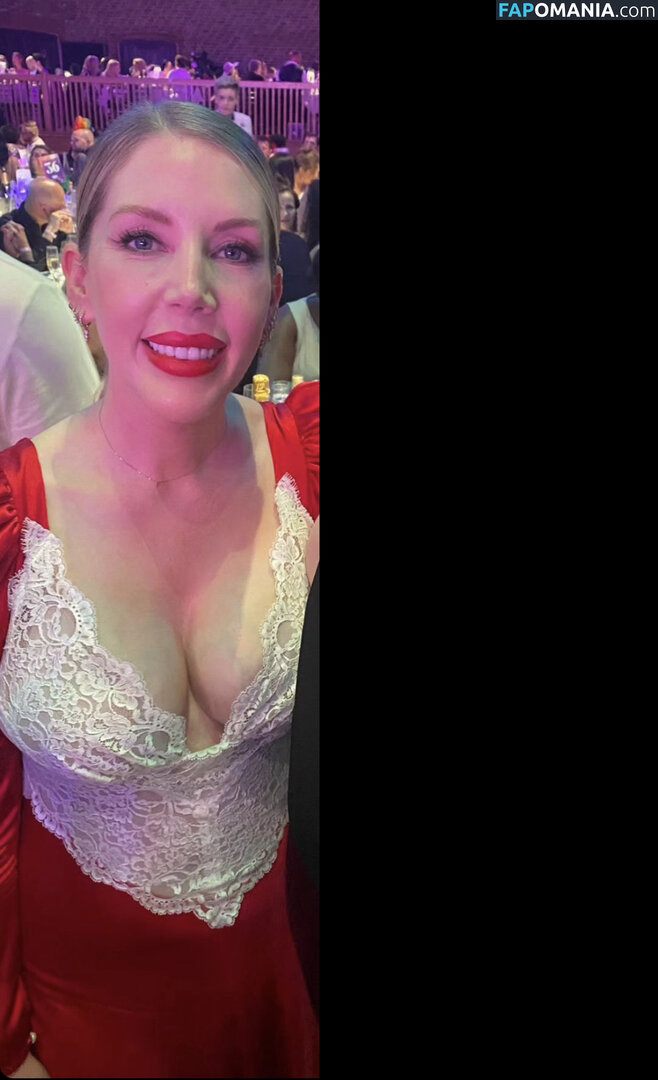 Katherine Ryan / kateryan / kathbum Çıplak OnlyFans  Sızdırılmış Fotoğraf #1
