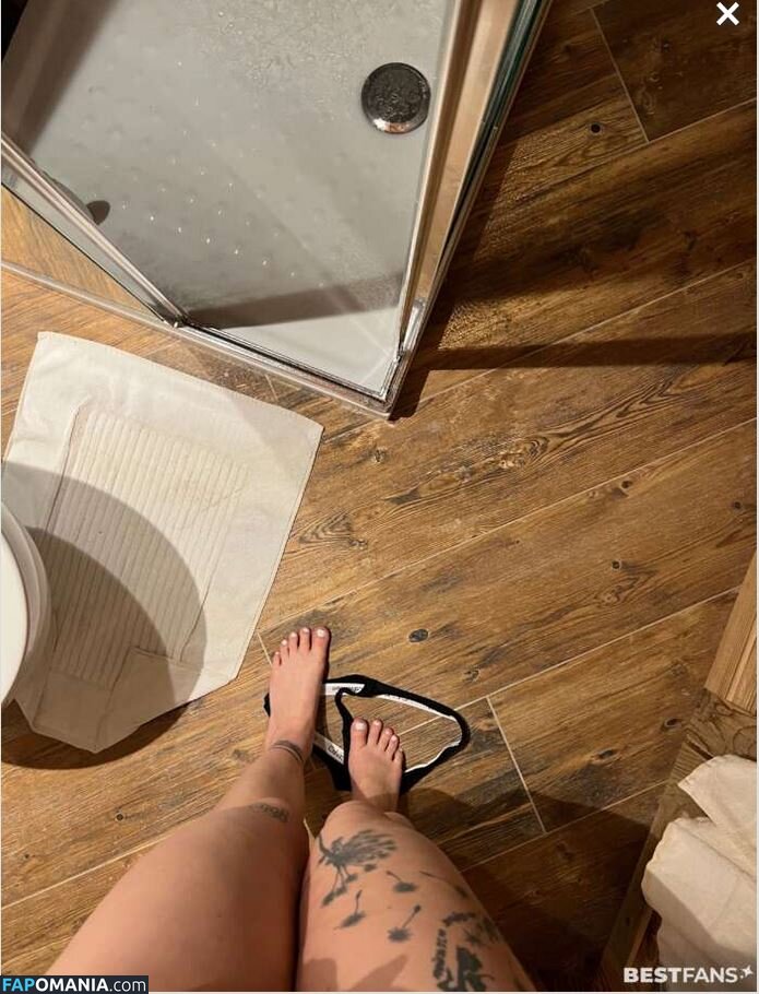 Kati Karenina / https: / katikarenina Çıplak OnlyFans  Sızdırılmış Fotoğraf #2