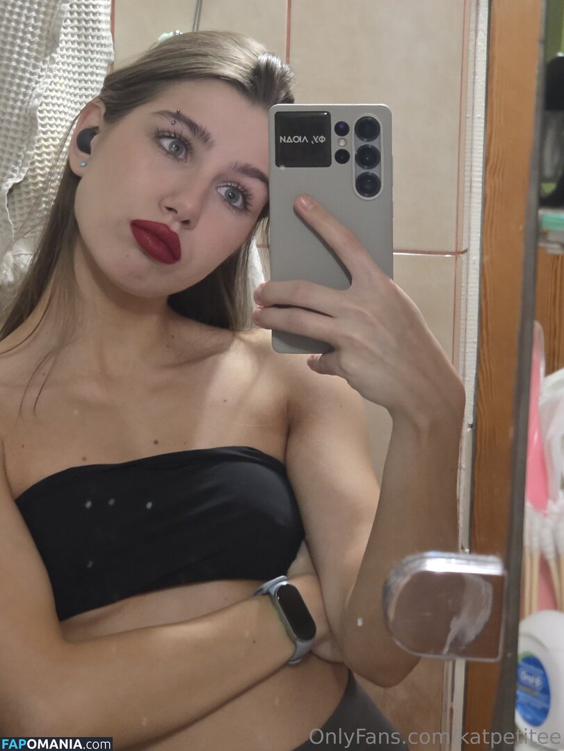 katiepetitte / katpetitee Çıplak OnlyFans  Sızdırılmış Fotoğraf #2