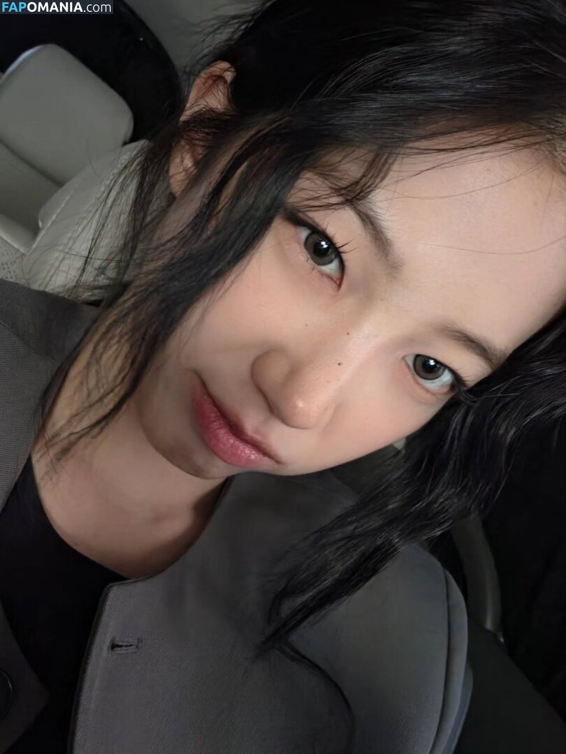 Kazuha Nakamura 中村 一葉 / LESSERAFIM / zuhazana Çıplak OnlyFans  Sızdırılmış Fotoğraf #9