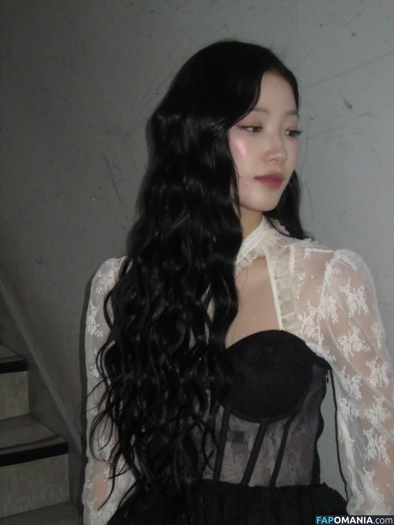Kazuha Nakamura 中村 一葉 / LESSERAFIM / zuhazana Çıplak OnlyFans  Sızdırılmış Fotoğraf #23