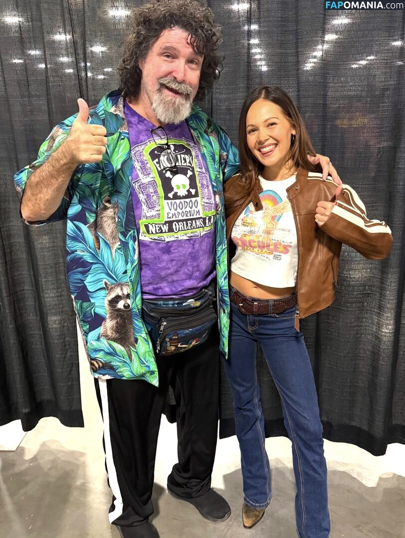 Kelli Berglund / kelliberglund Çıplak OnlyFans  Sızdırılmış Fotoğraf #1