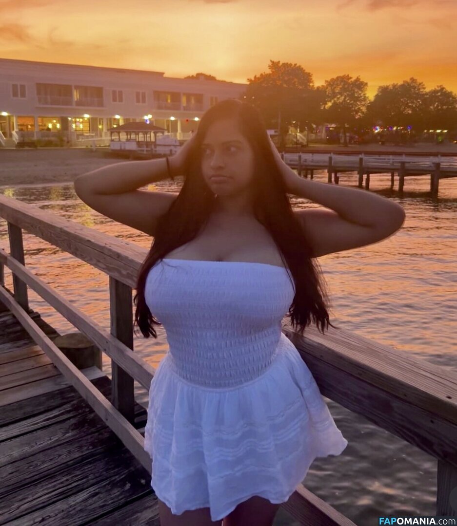 Kerenmorales677 / keren_.moralesss Çıplak OnlyFans  Sızdırılmış Fotoğraf #2