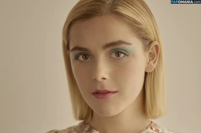 AdventuresSabrina / Kiernan Shipka / kiernanshipka Çıplak OnlyFans  Sızdırılmış Fotoğraf #715
