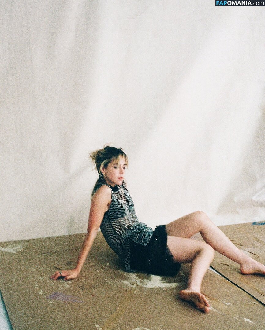 AdventuresSabrina / Kiernan Shipka / kiernanshipka Çıplak OnlyFans  Sızdırılmış Fotoğraf #1553