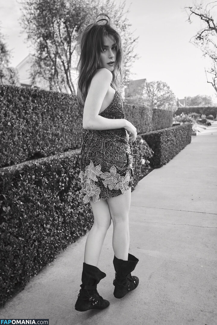 AdventuresSabrina / Kiernan Shipka / kiernanshipka Çıplak OnlyFans  Sızdırılmış Fotoğraf #1560