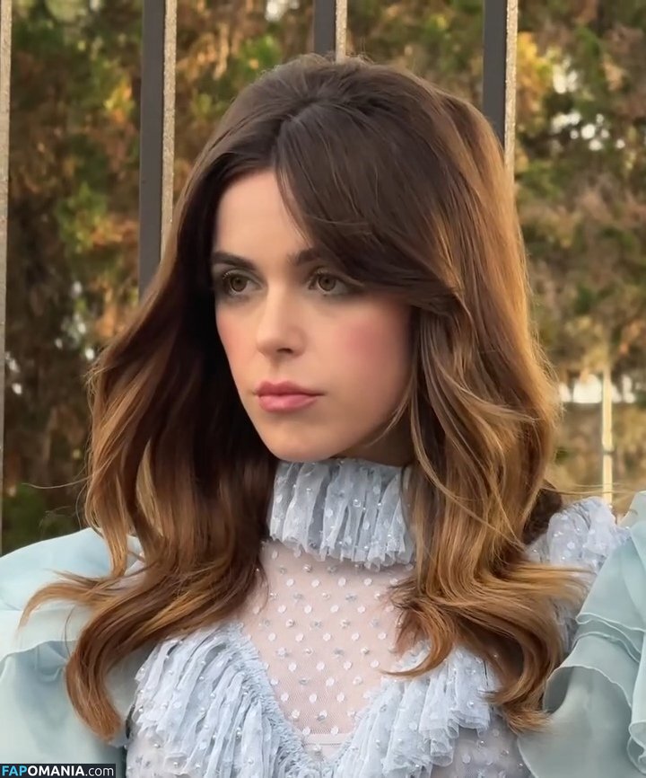 AdventuresSabrina / Kiernan Shipka / kiernanshipka Çıplak OnlyFans  Sızdırılmış Fotoğraf #1575