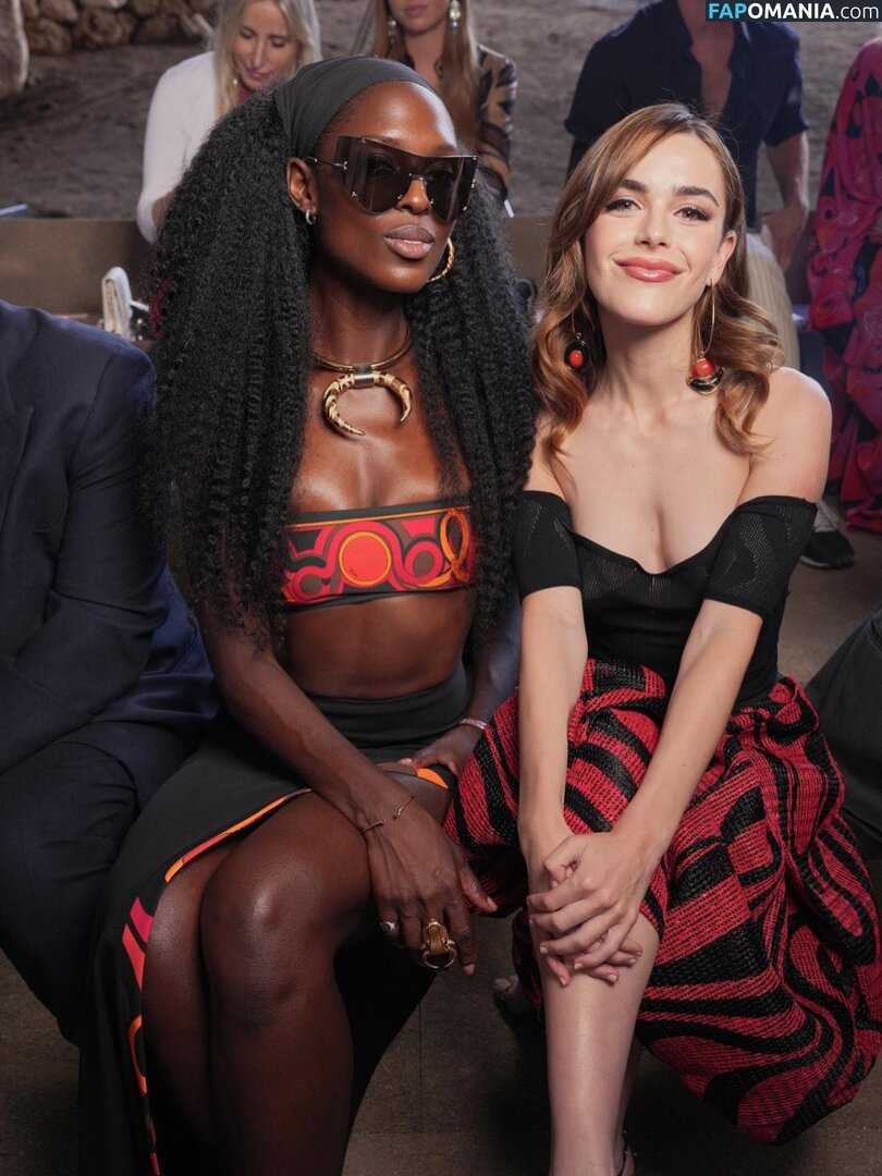 AdventuresSabrina / Kiernan Shipka / kiernanshipka Çıplak OnlyFans  Sızdırılmış Fotoğraf #1582