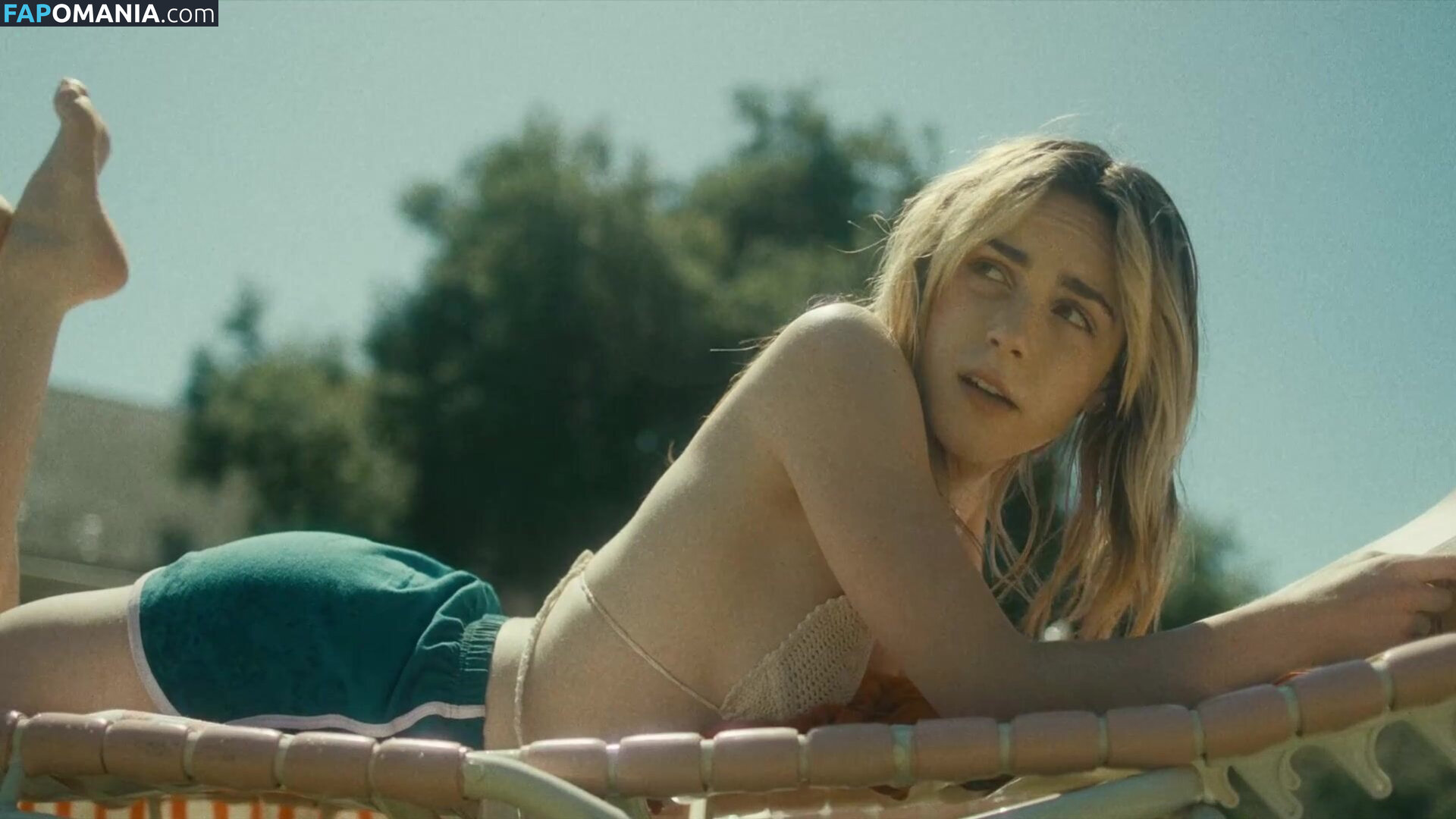 AdventuresSabrina / Kiernan Shipka / kiernanshipka Çıplak OnlyFans  Sızdırılmış Fotoğraf #1592
