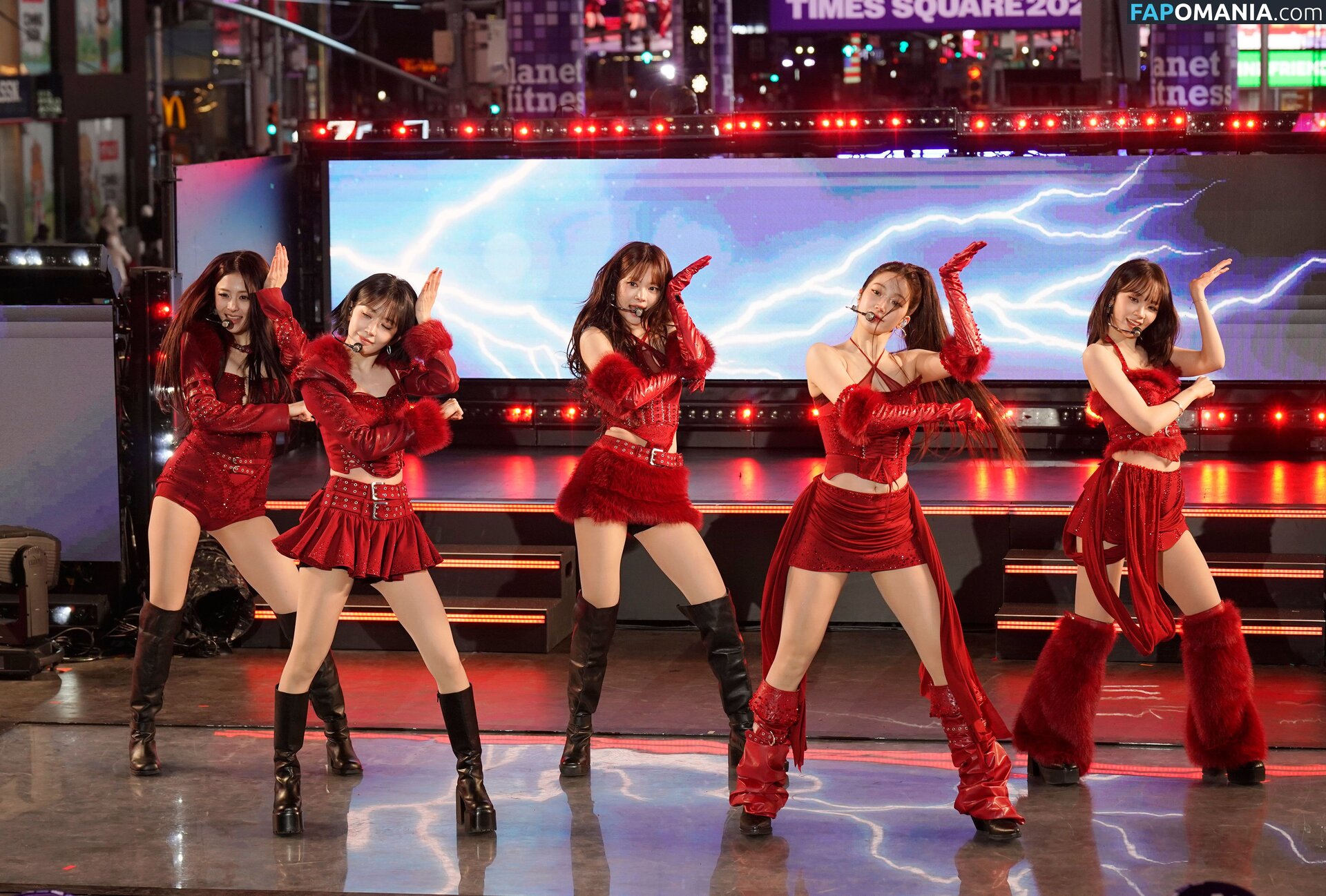 Kim Chaewon / _chaechae_1 / 김채원 Le Sserafim Çıplak OnlyFans  Sızdırılmış Fotoğraf #39