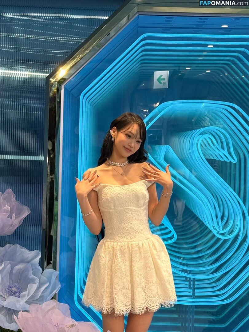 Kim Chaewon / _chaechae_1 / 김채원 Le Sserafim Çıplak OnlyFans  Sızdırılmış Fotoğraf #53