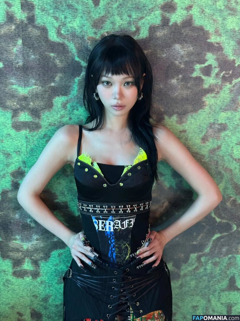 Kim Chaewon / _chaechae_1 / 김채원 Le Sserafim Çıplak OnlyFans  Sızdırılmış Fotoğraf #54