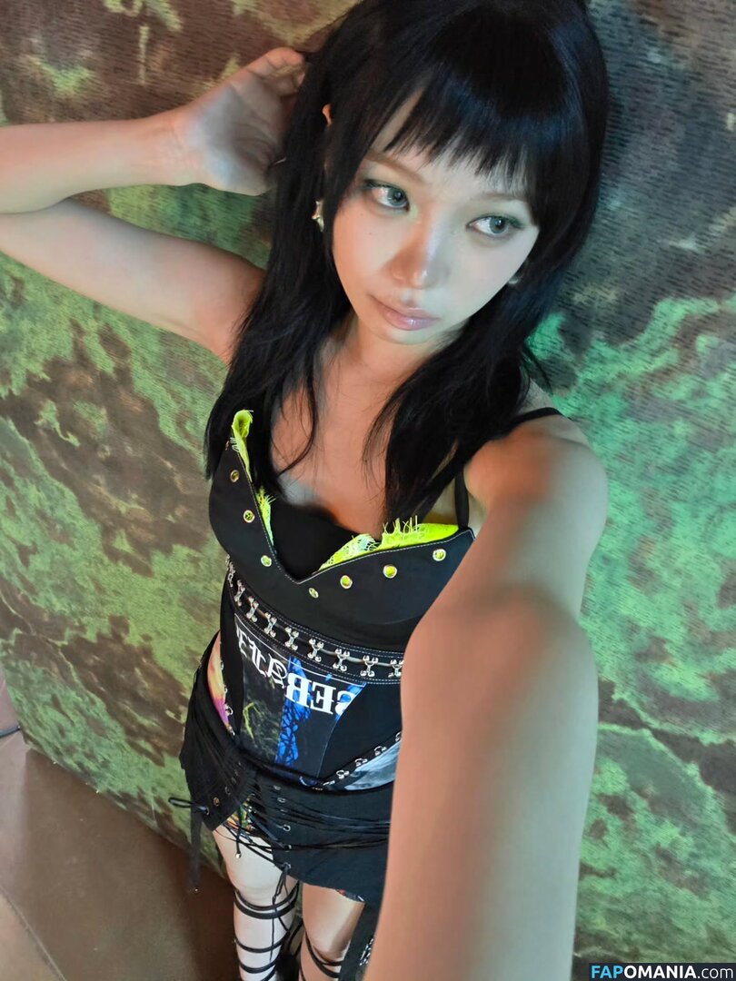 Kim Chaewon / _chaechae_1 / 김채원 Le Sserafim Çıplak OnlyFans  Sızdırılmış Fotoğraf #58