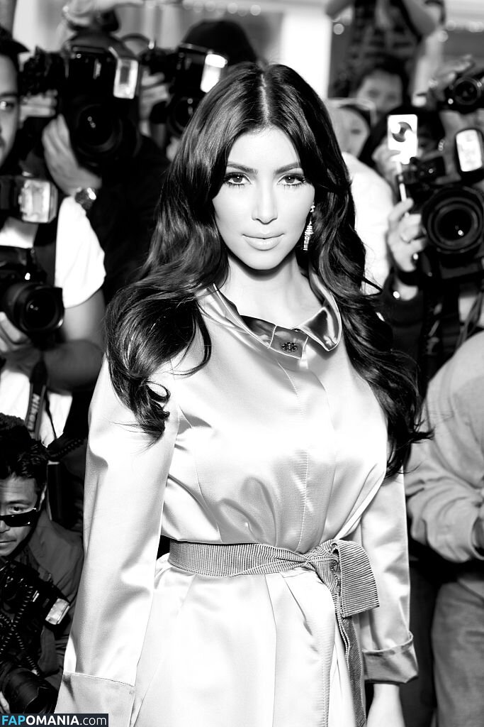 Kim Kardashian / kimkadarshian / kimkardashian Çıplak OnlyFans  Sızdırılmış Fotoğraf #53