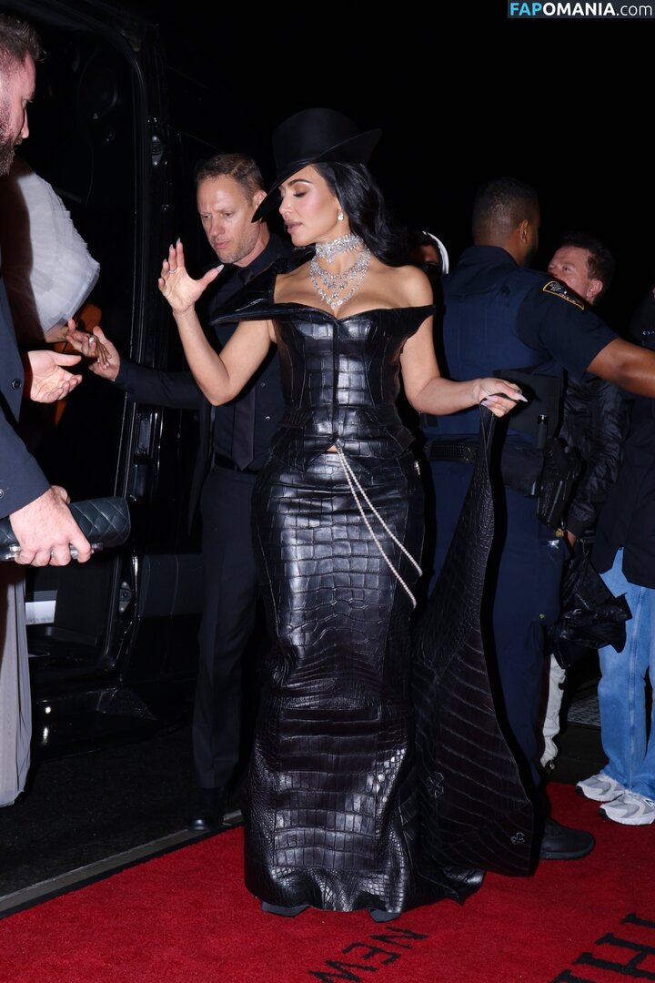 Kim Kardashian / kimkadarshian / kimkardashian Çıplak OnlyFans  Sızdırılmış Fotoğraf #102