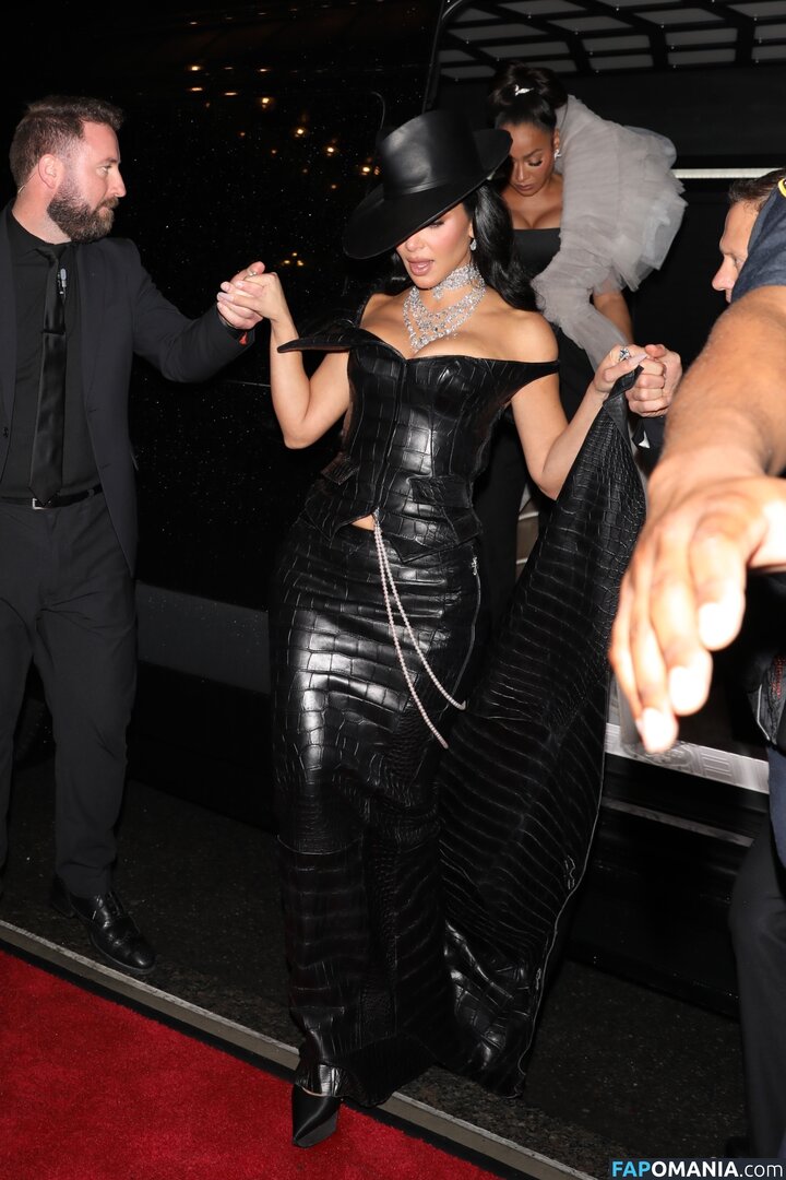 Kim Kardashian / kimkadarshian / kimkardashian Çıplak OnlyFans  Sızdırılmış Fotoğraf #110