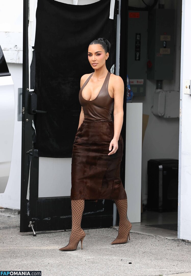 Kim Kardashian / kimkadarshian / kimkardashian Çıplak OnlyFans  Sızdırılmış Fotoğraf #146