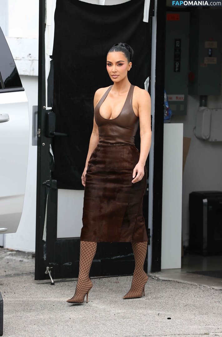 Kim Kardashian / kimkadarshian / kimkardashian Çıplak OnlyFans  Sızdırılmış Fotoğraf #149