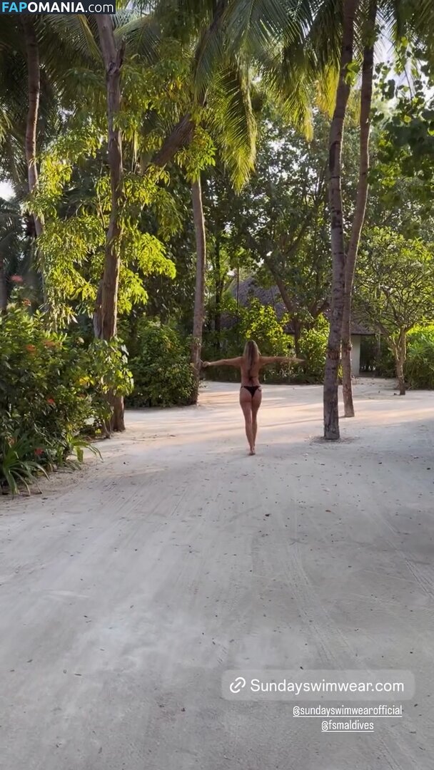 Kimberley Garner / KimberleyLondon / kimberleygarner Çıplak OnlyFans  Sızdırılmış Fotoğraf #933