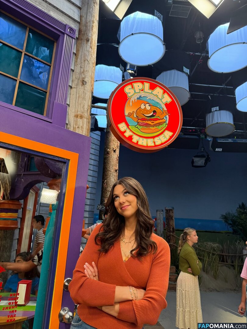 Kira Kosarin / kirakosarin Çıplak OnlyFans  Sızdırılmış Fotoğraf #746