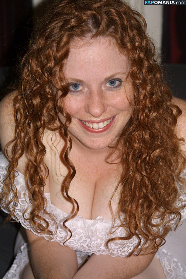 Kira The Little Redhead Çıplak OnlyFans  Sızdırılmış Fotoğraf #38