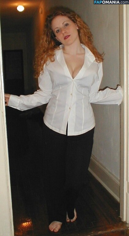Kira The Little Redhead Çıplak OnlyFans  Sızdırılmış Fotoğraf #198