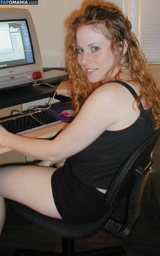 Kira The Little Redhead Çıplak OnlyFans  Sızdırılmış Fotoğraf #249