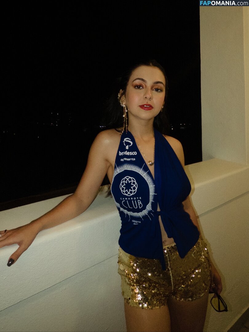Klara Castanho / klarafgcastanho Çıplak OnlyFans  Sızdırılmış Fotoğraf #2