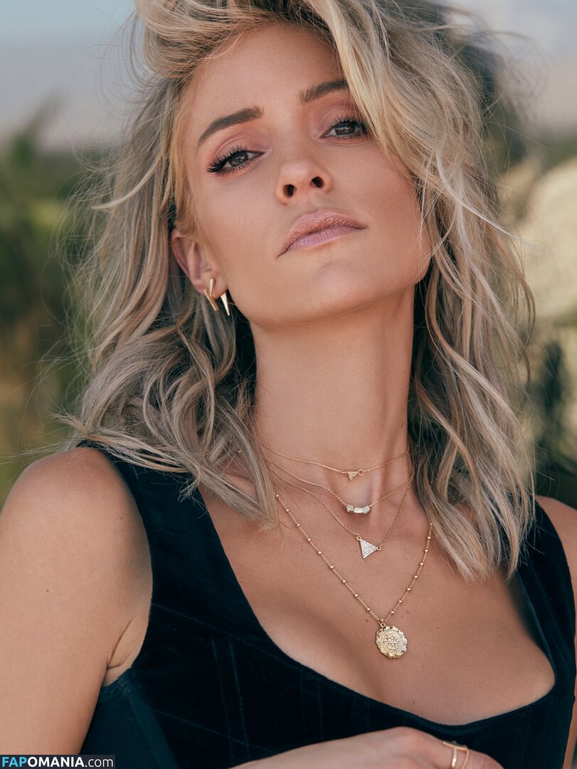 Kristin Cavallari / https: / kristincavallari Çıplak OnlyFans  Sızdırılmış Fotoğraf #313