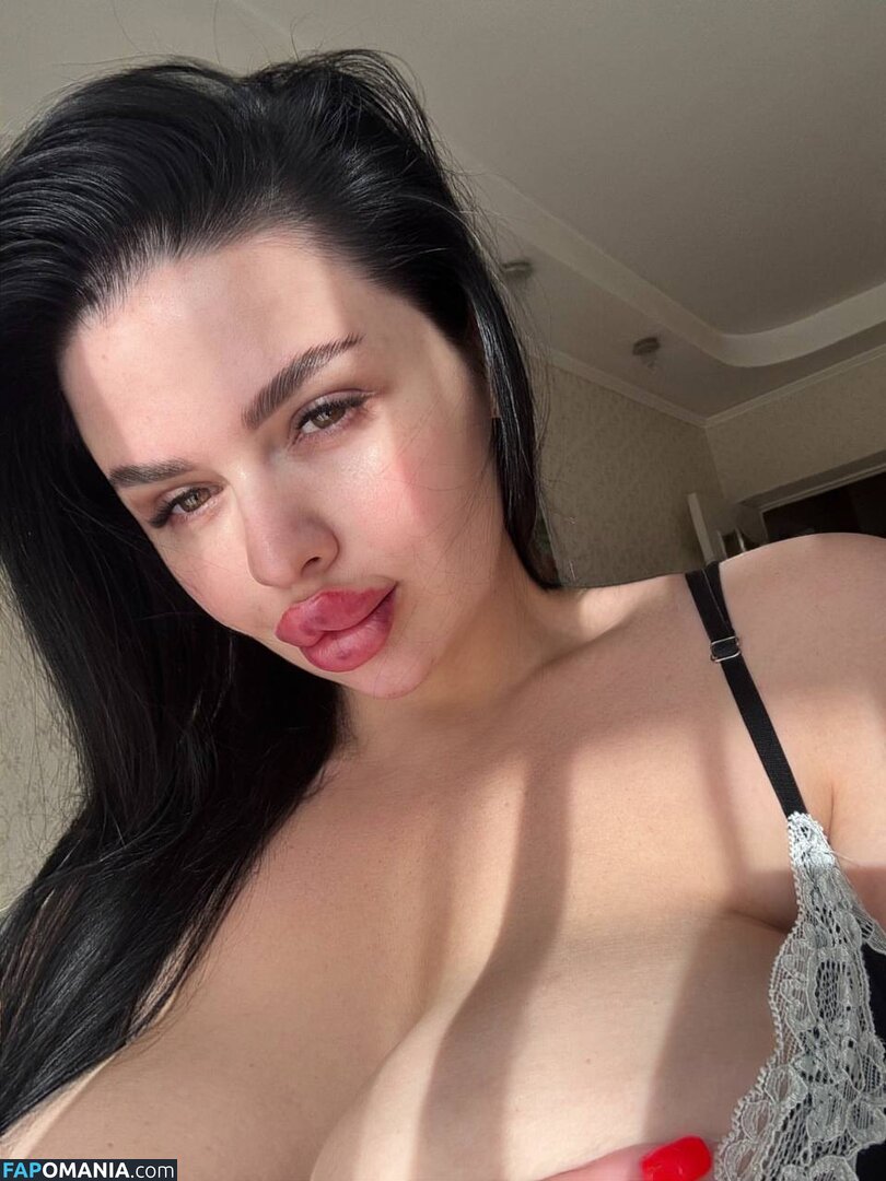 https: / kristina_doru Çıplak OnlyFans  Sızdırılmış Fotoğraf #10