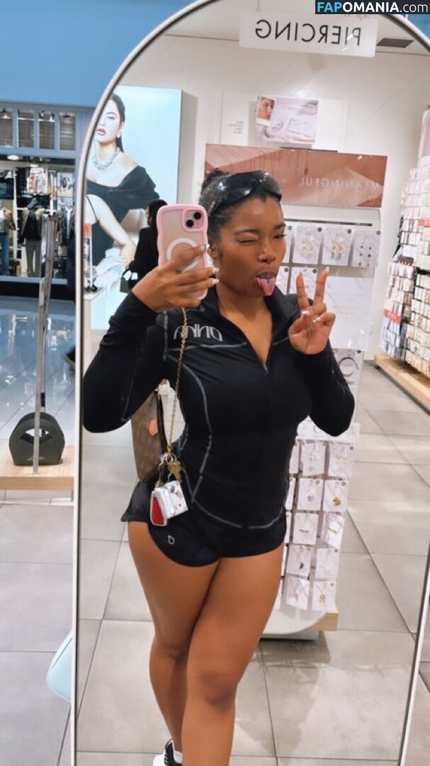 Kyylareneee / kurlykyy / kurrlyyy / kyylarenee Çıplak OnlyFans  Sızdırılmış Fotoğraf #8