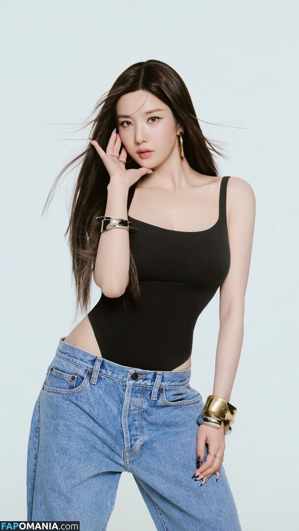 Kwon Eunbi / https: / official_kwon.eunbi Çıplak OnlyFans  Sızdırılmış Fotoğraf #2
