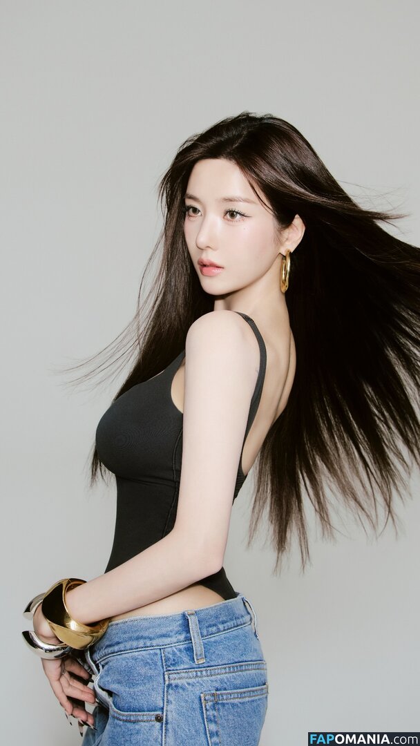 Kwon Eunbi / https: / official_kwon.eunbi Çıplak OnlyFans  Sızdırılmış Fotoğraf #3
