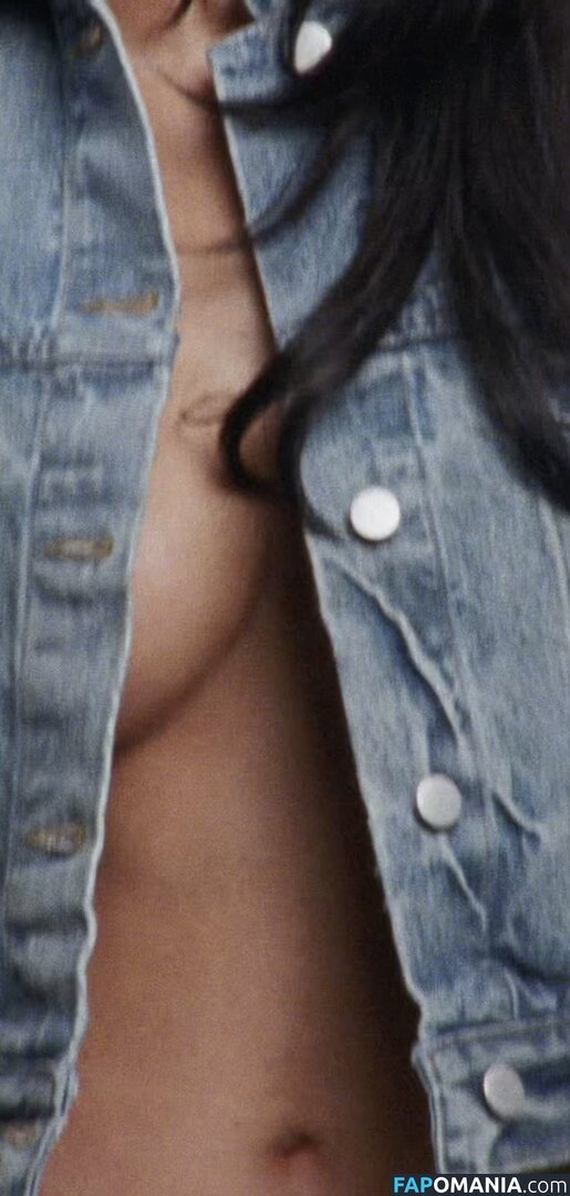 Kylie Jenner / kyliejenner / kyliejenner.2 Çıplak OnlyFans  Sızdırılmış Fotoğraf #63