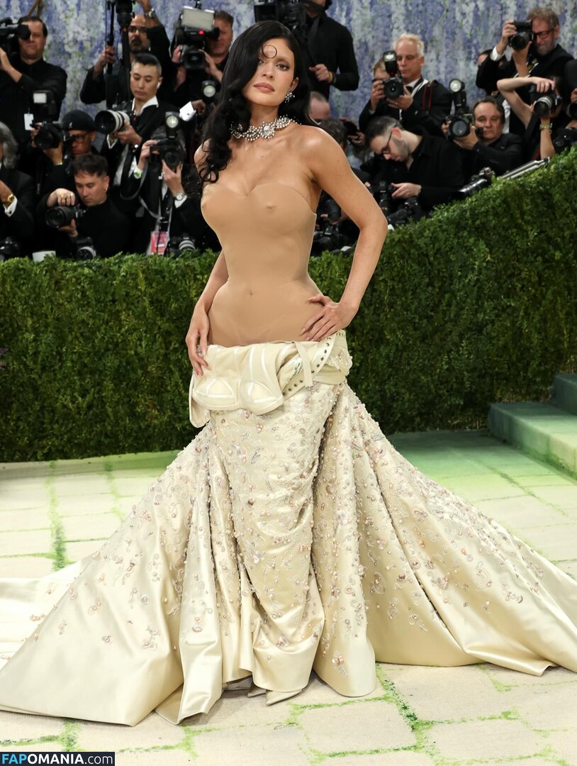 Kylie Jenner / https: / kyliejenner / kyliejenner.2 Çıplak OnlyFans  Sızdırılmış Fotoğraf #75